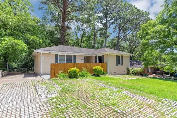 Atlanta, GA 30316,2702 ROLLINGWOOD LN SE