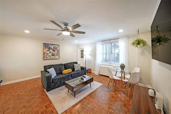 300 Peachtree ST NE #14H, Atlanta, GA 30308