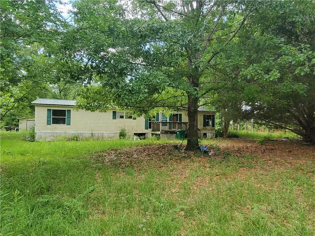 Dawson, GA 39842,352 Hicks RD