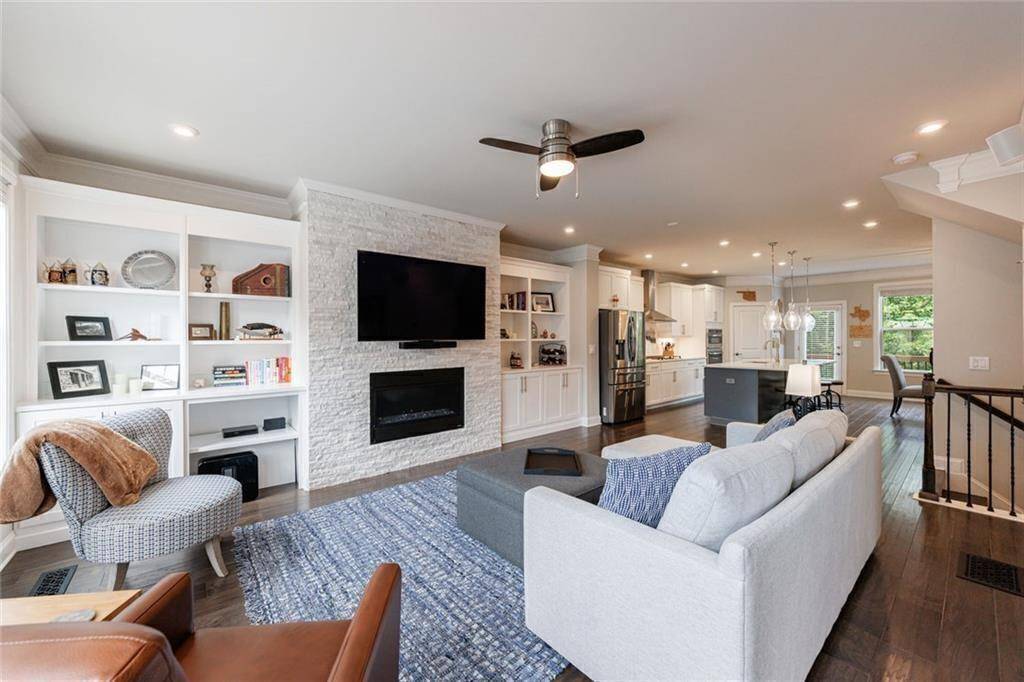 Dunwoody, GA 30346,4104 Townsend LN