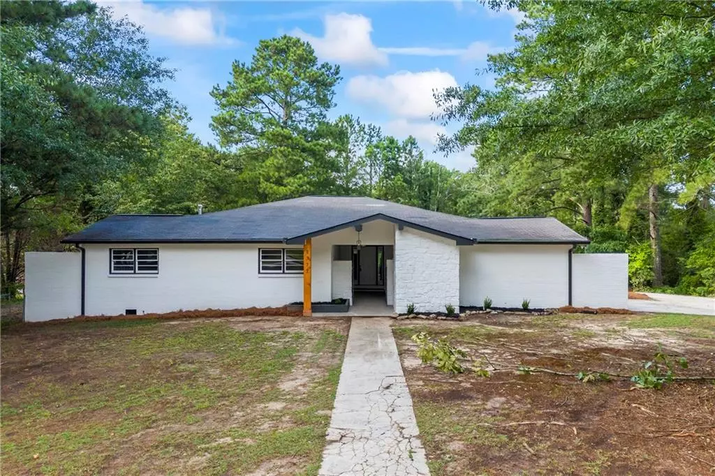 Conyers, GA 30094,1377 Hill DR SW