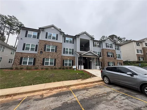 3204 Fairington Village DR, Lithonia, GA 30038