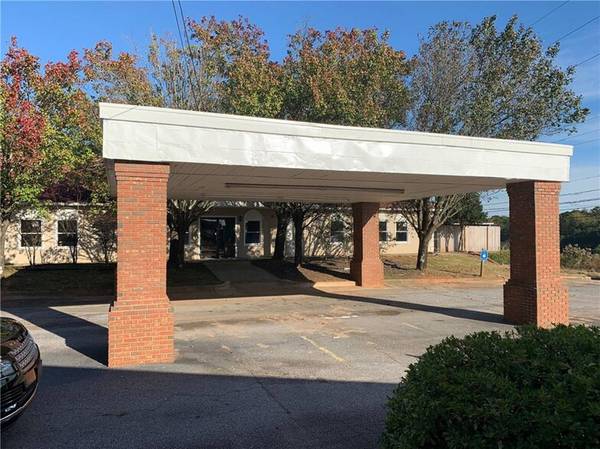 3180 Atlanta HWY, Athens, GA 30606
