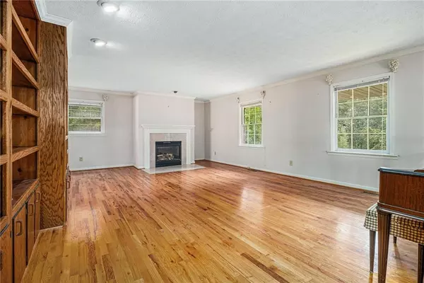 Douglasville, GA 30135,5247 Yeager RD