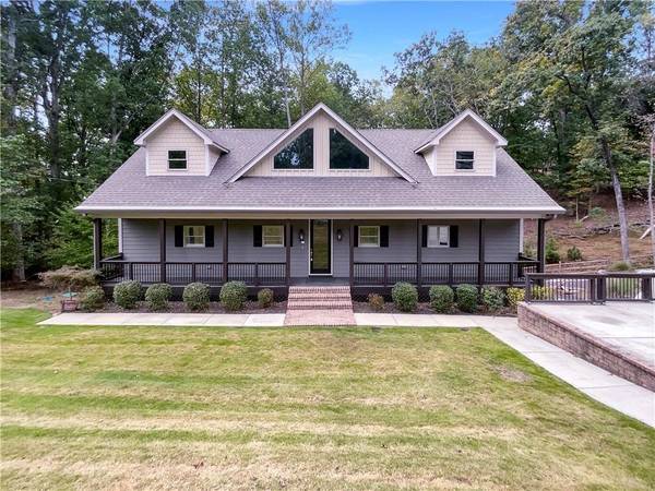 5972 Warpath RD,  Flowery Branch,  GA 30542