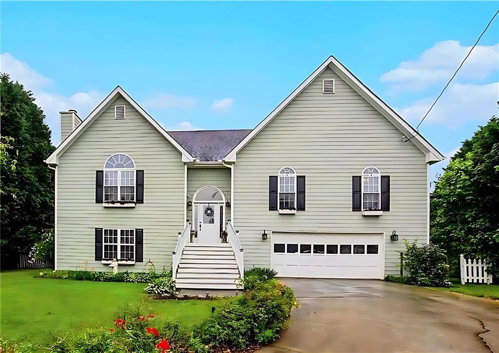 270 Meadow View DR, Grayson, GA 30017