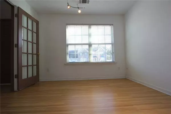 Buford, GA 30518,838 Roxholly LN