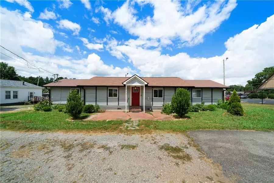 1317 Cassville RD, Cartersville, GA 30120