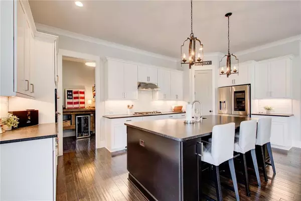Woodstock, GA 30188,164 Inwood WALK