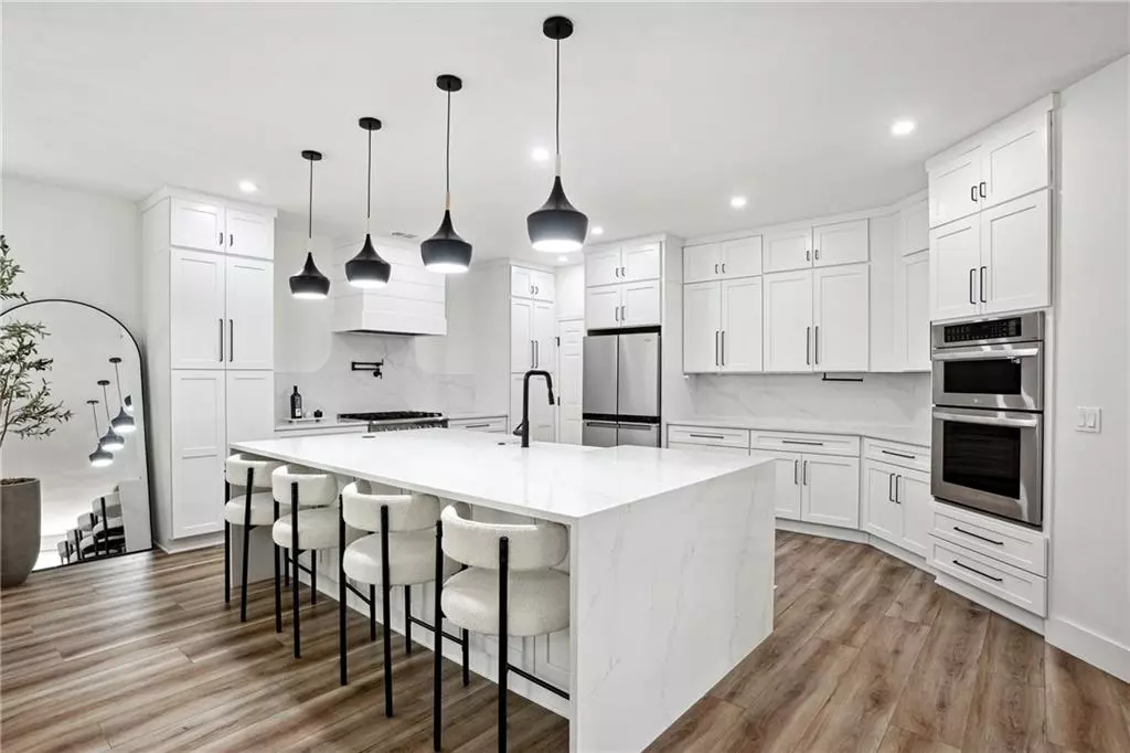 Dallas, GA 30132,194 Branch Valley WAY