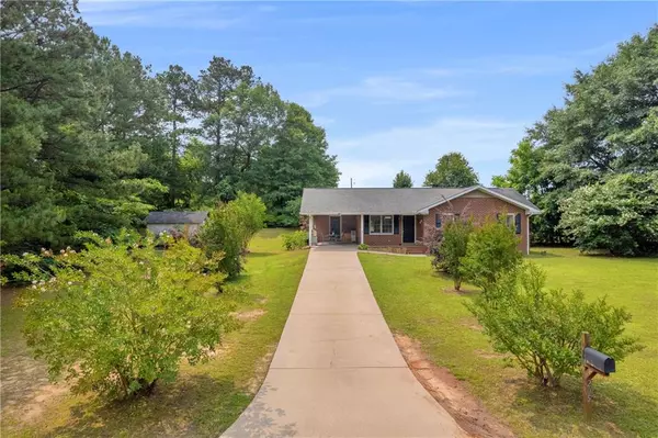 Winder, GA 30680,205 Rainey Brooke DR