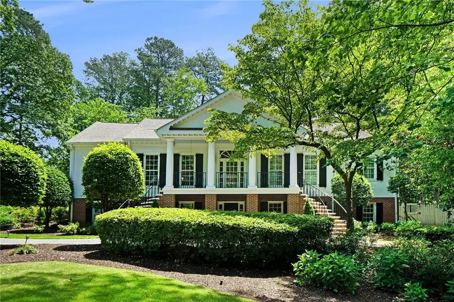 5545 Cross Gate CT, Atlanta, GA 30327