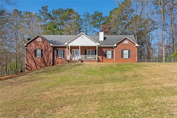 5826 Little Mountain DR, Ellenwood, GA 30294