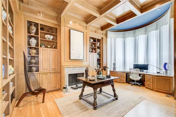 Atlanta, GA 30327,115 Cross Roads CT