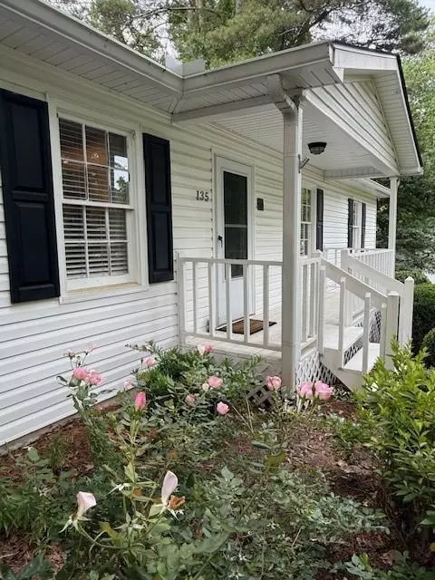 Alpharetta, GA 30004,135 Sequoyah DR