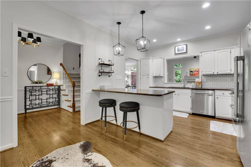 Roswell, GA 30075,305 River Glen DR