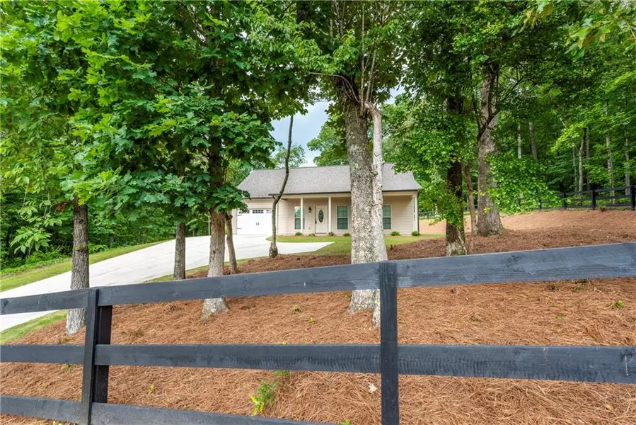 1960 York DR, Canton, GA 30114