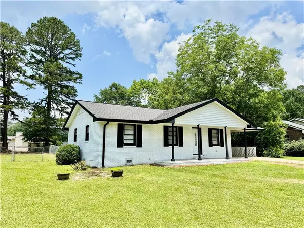 Winder, GA 30680,312 E BROAD ST