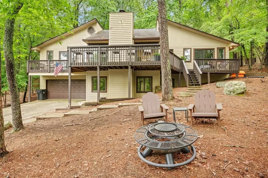 214 White Antelope ST, Waleska, GA 30183