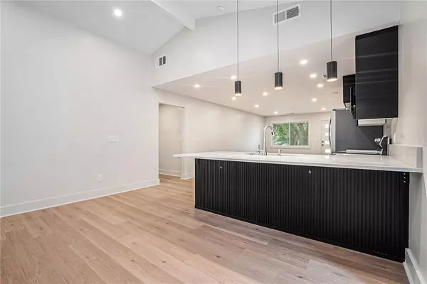 Decatur, GA 30033,3052 Brook DR