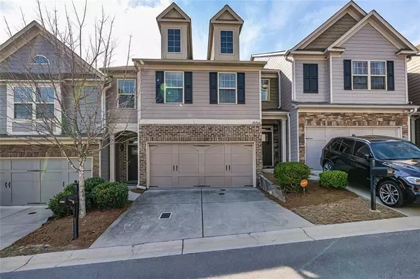 5008 WHITEOAK POINTE SE #15, Smyrna, GA 30080