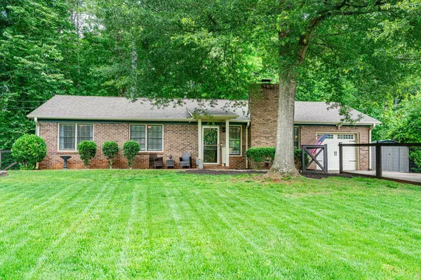 2884 BENT CREEK DR NW, Kennesaw, GA 30152