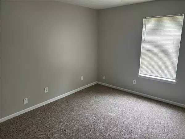 Decatur, GA 30034,3951 Mcgill DR