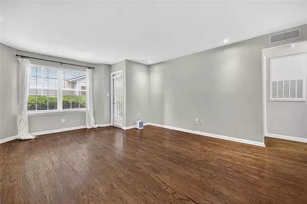 Atlanta, GA 30342,3063 Chastain Park CT NE