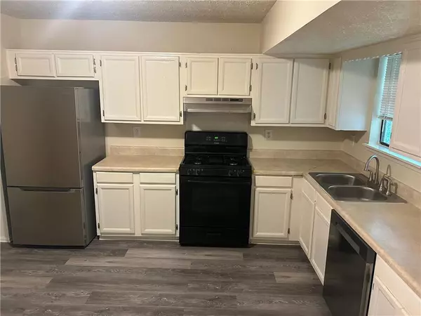 Decatur, GA 30034,3674 Riverchase TER