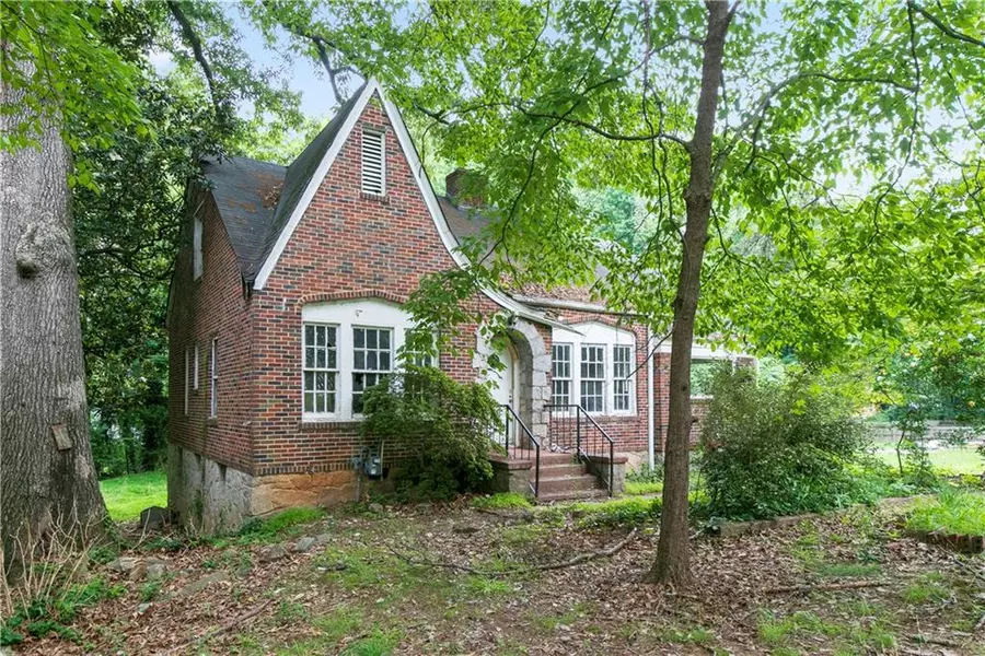 1699 Emerald AVE SW, Atlanta, GA 30310