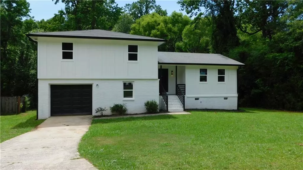 9148 Homewood DR, Riverdale, GA 30274