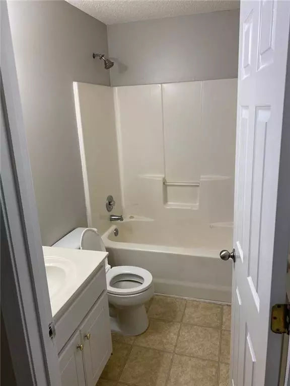 Woodstock, GA 30188,5119 HILL FARM DR NE