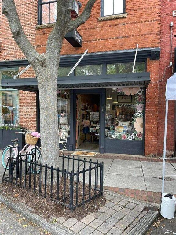 Monroe, GA 30655,118 N BROAD ST