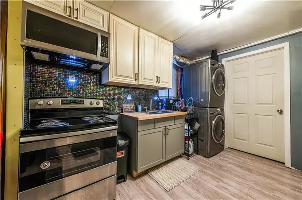 Atlanta, GA 30354,3182 Latona DR SW