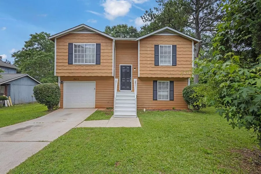 5653 Bradley CIR, Lithonia, GA 30038