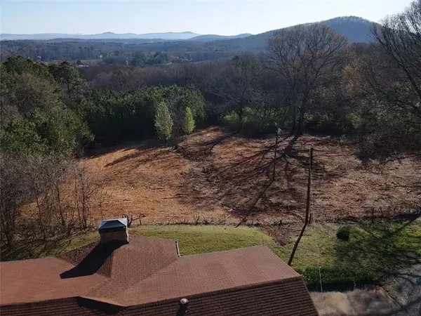136 TOWER DR, Cartersville, CA 92083