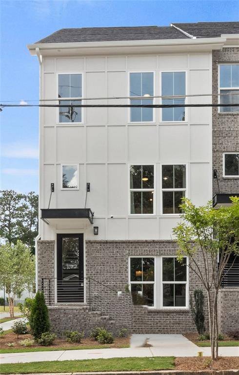 2577 Astaire CT, Atlanta, GA 30318