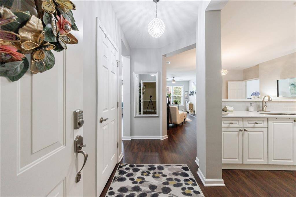 Atlanta, GA 30339,3150 Woodwalk DR SE #2204