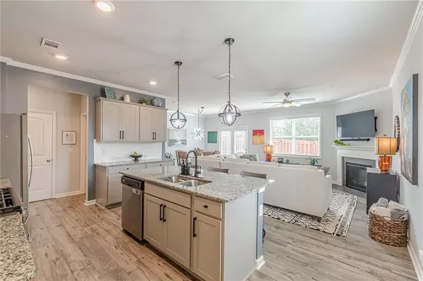 Woodstock, GA 30188,739 Woodstock Grove DR
