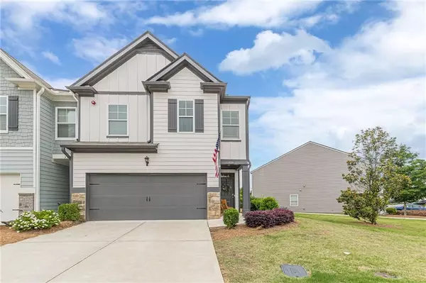 739 Woodstock Grove DR, Woodstock, GA 30188