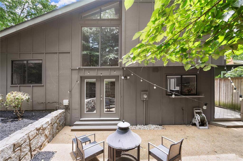 Roswell, GA 30076,225 Lakeview RDG W