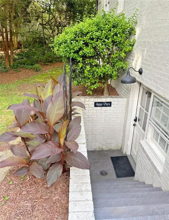 Sandy Springs, GA 30328,785 Weatherly LN