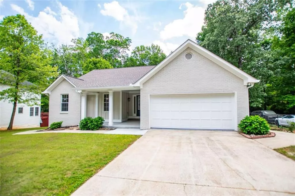 Douglasville, GA 30135,9691 Squirrel Wood RUN