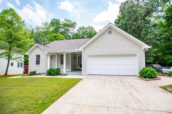 9691 Squirrel Wood RUN,  Douglasville,  GA 30135