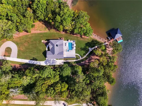 Monticello, GA 31064,391 Ridge Point DR