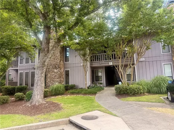 Tucker, GA 30084,3915 Woodridge WAY