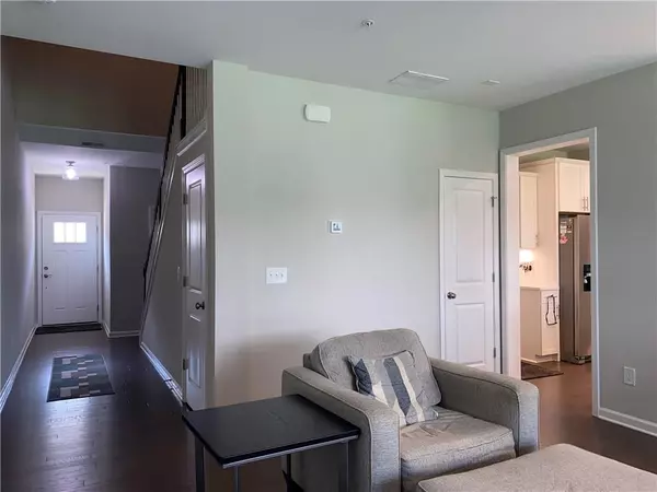 Woodstock, GA 30189,209 Ellis LN