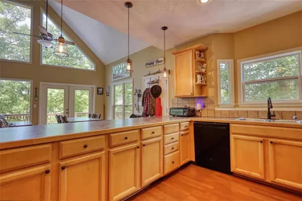 Mansfield, GA 30055,833 Bear Creek Point