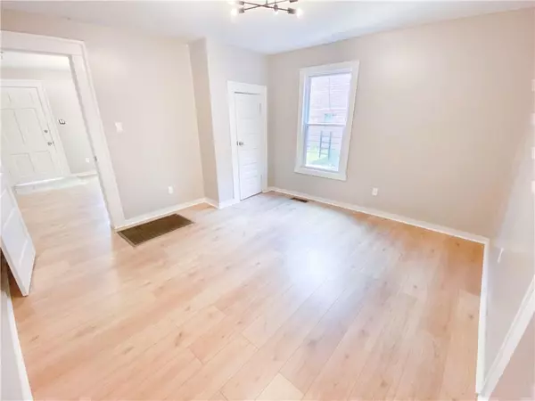 Atlanta, GA 30310,1126 Montreat AVE SW