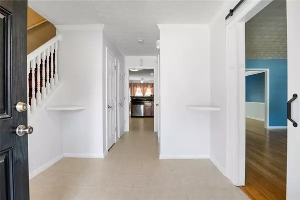 Loganville, GA 30052,3185 Oak Ridge LN